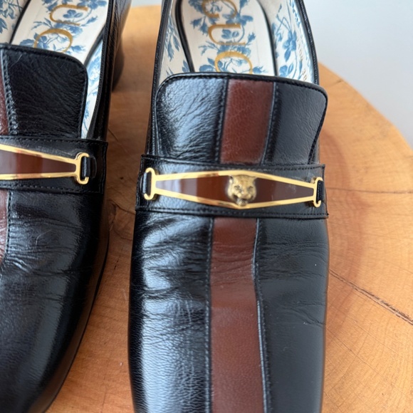 Pre-Loved GUCCI Loafer Pumps w/ Tiger Detail. Size 38 - Michele Era - Picture 4 of 9